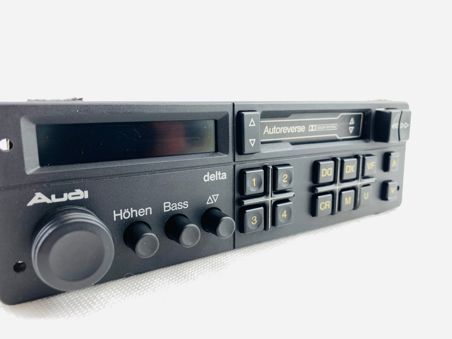 Audi Delta cassette radio with invisible Bluetooth retrofit – fully serviced, rare collectible condition
