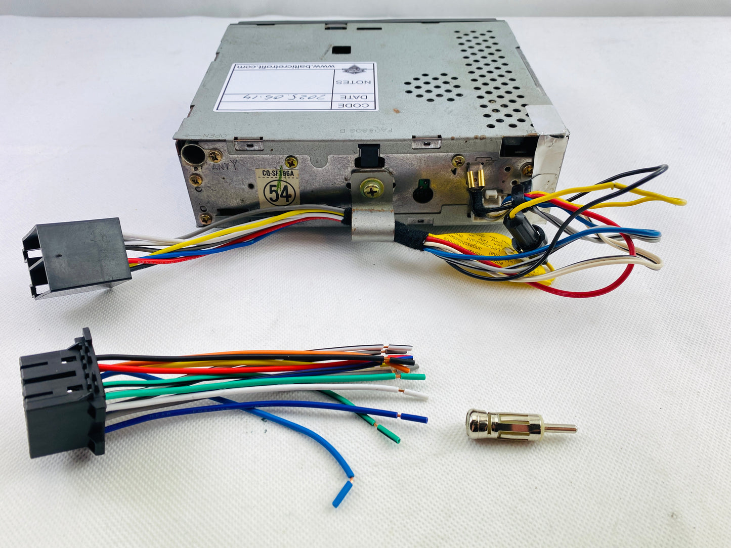 Panasonic CQ-SF196A vintage car radio – fully working with cassette and backlights, includes connectors and optional Bluetooth upgrade