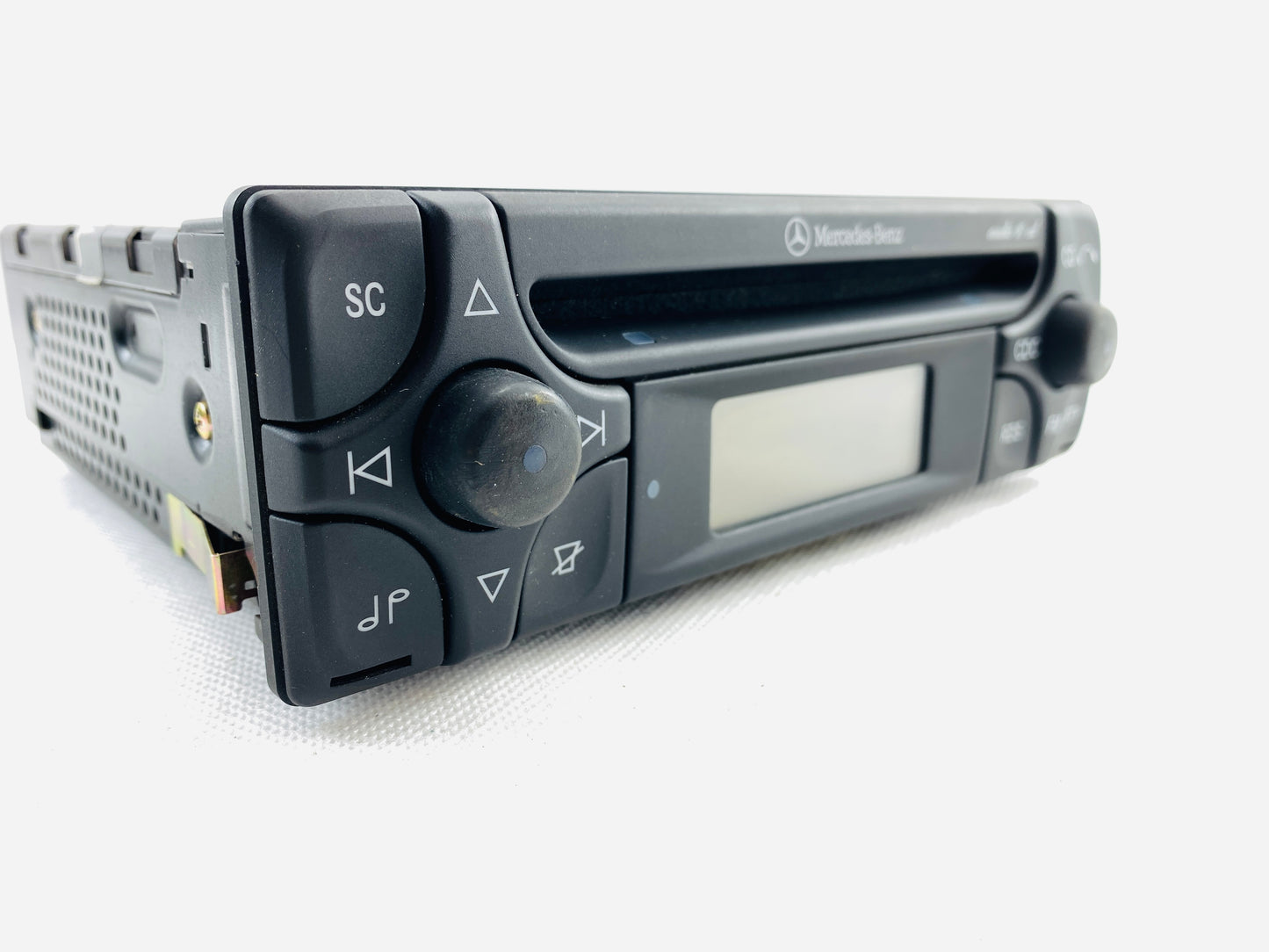 Genuine Mercedes Benz Alpine Audio 10 / MF2910 / A1708200386 CD Radio Player