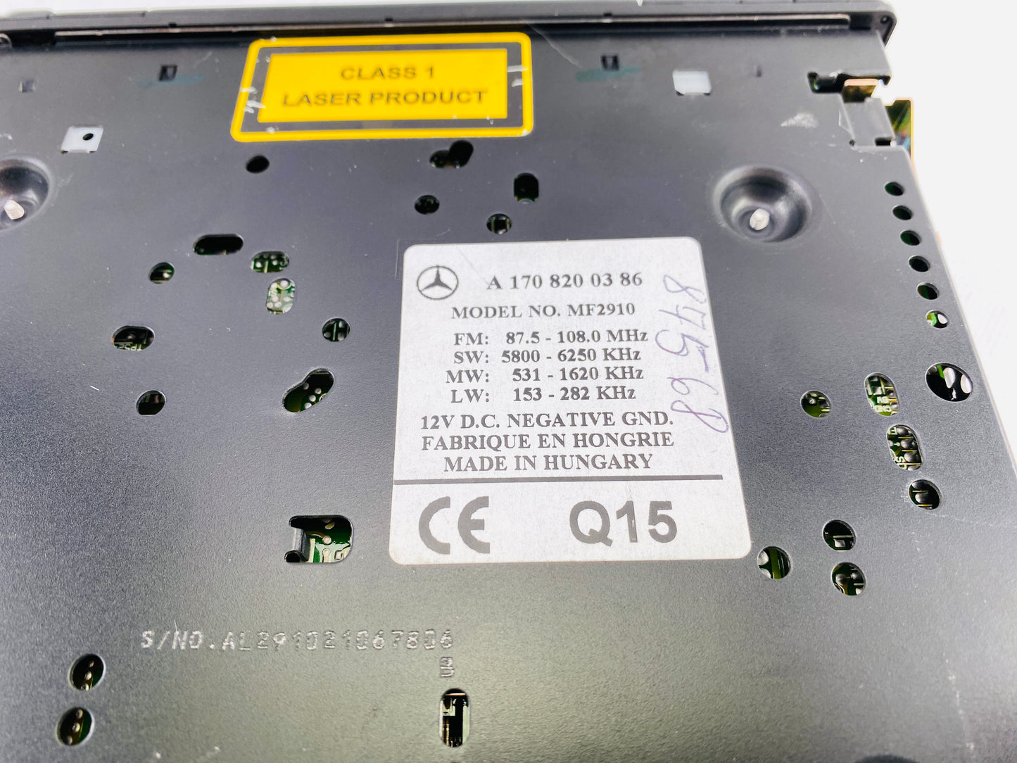 Genuine Mercedes Benz Alpine Audio 10 / MF2910 / A1708200386 CD Radio Player