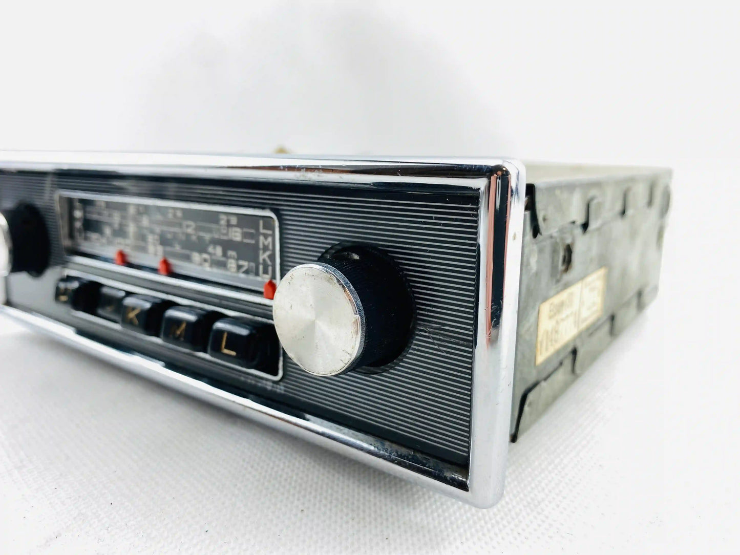 1960s Blaupunkt Essen FM car radio side profile showing metal housing