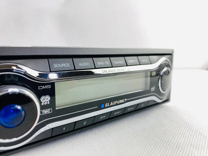 Blaupunkt Orlando MP46 right side control knob and directional buttons close up