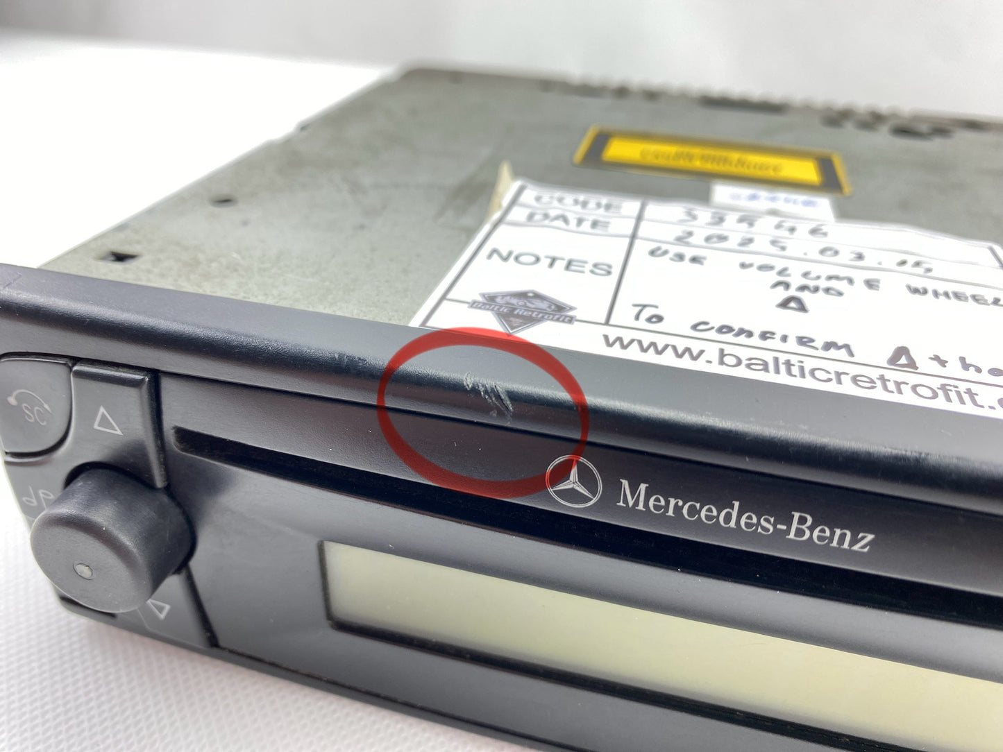 Mercedes Benz Becker TruckLine CD70 CD Radio Player / 24v + Code
