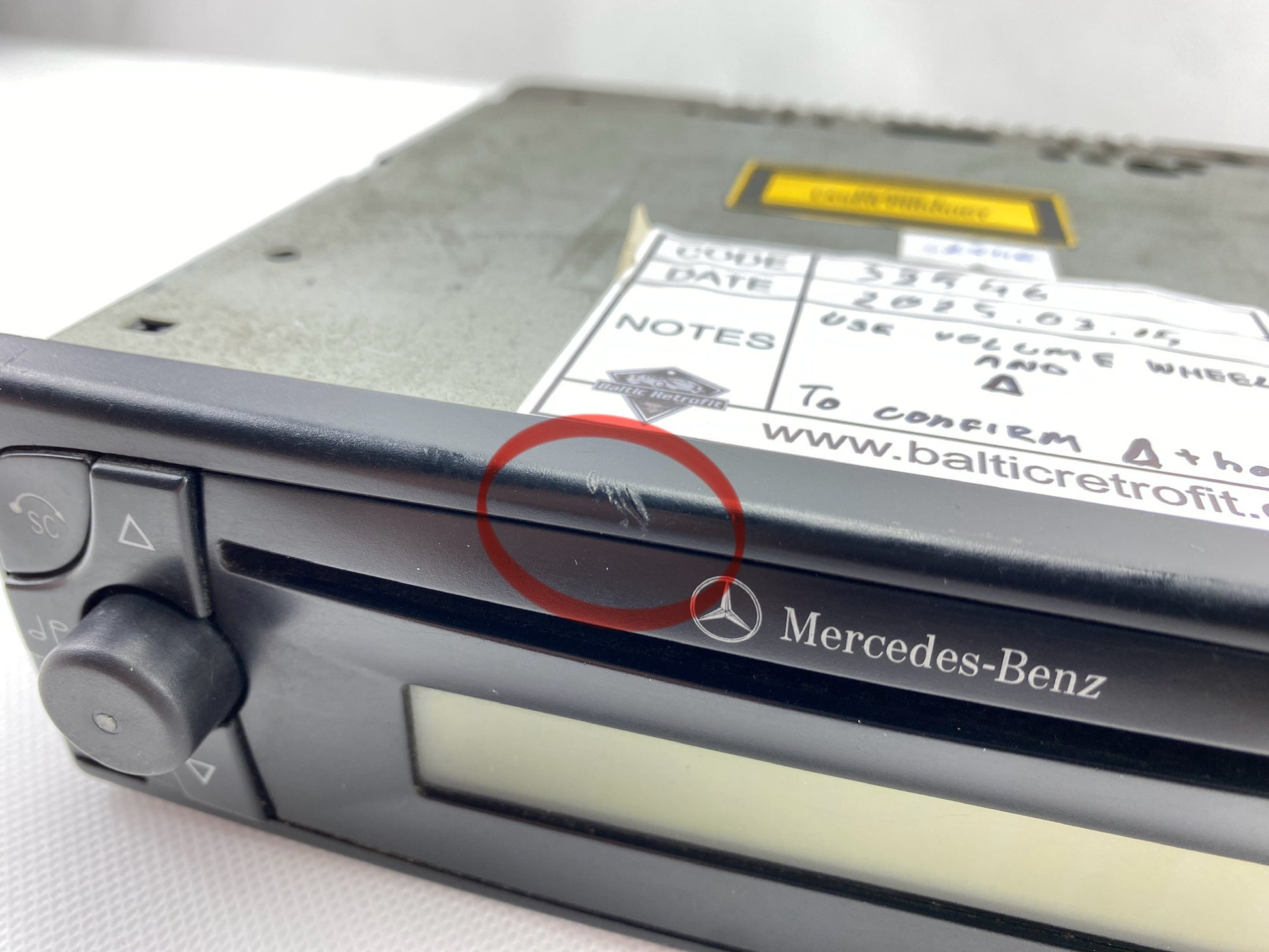 Mercedes Benz Becker TruckLine CD70 CD Radio Player / 24v + Code
