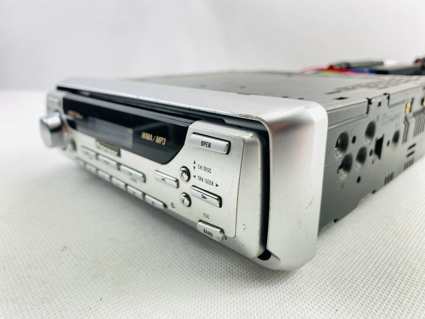 2000s Pioneer DEH-P8400MP Car CD Mp3 Radio Player + Bluetooth Retrofit