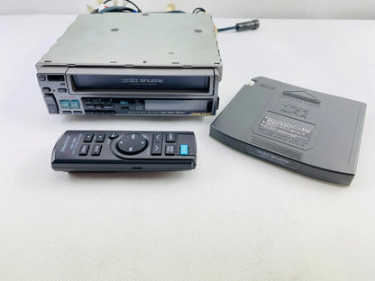 Alpine 3DA-7885J complete set with CD shuttle and remote controller