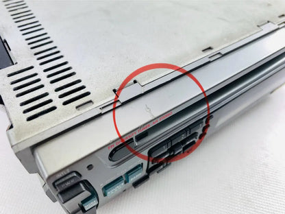 Alpine CDA-7843J top metal casing corrosion detail