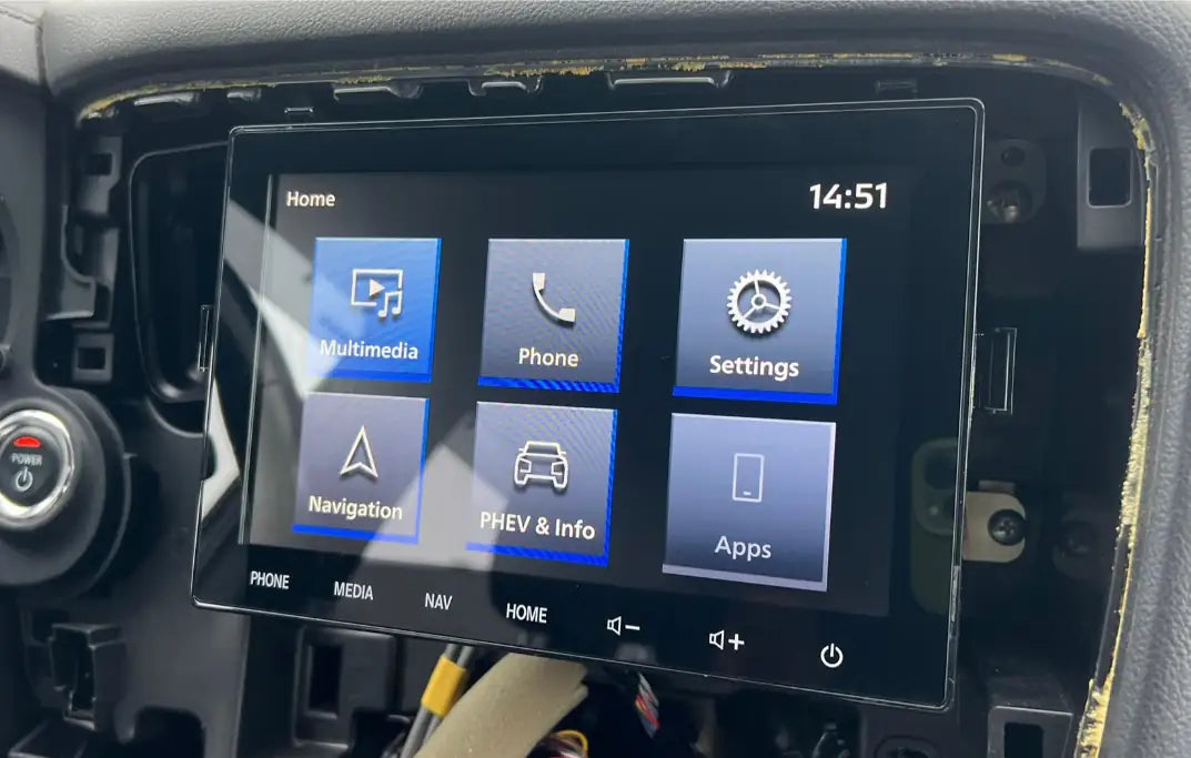 Mitsubishi Outlander factory infotainment system powered on after touch screen repair